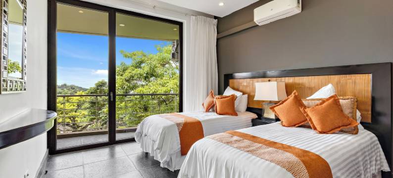 洛斯奥托斯度假村(Los Altos Resort)图片