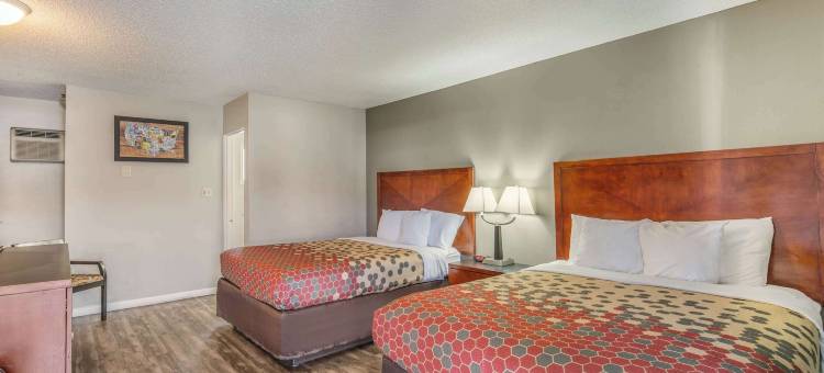 伊克诺旅馆套房伊雷卡(Econo Lodge Inn & Suites)图片