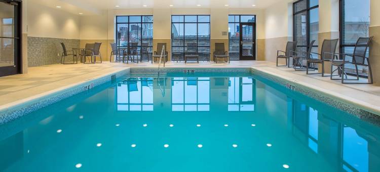 肯塔基辛辛那提新港欢朋套房汽车旅馆(Hampton Inn and Suites Newport/Cincinnati)图片