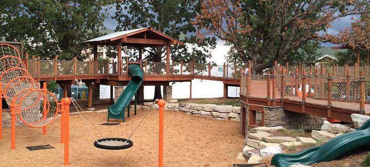 希尔顿格兰德度假俱乐部天堂角霍利斯特(Hilton Grand Vacation Club Paradise Point Hollister)图片