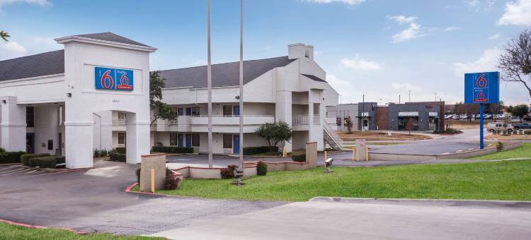 达拉斯欧文DFW机场东6号汽车旅馆(Motel 6 Irving, TX - Irving DFW Airport East)图片