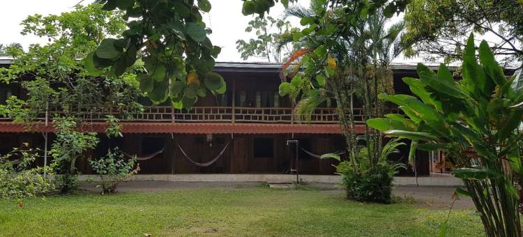 茱妮小姐木屋旅馆(Miss Junies Lodge)图片