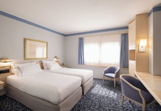 Exe Boston Hotel Overview