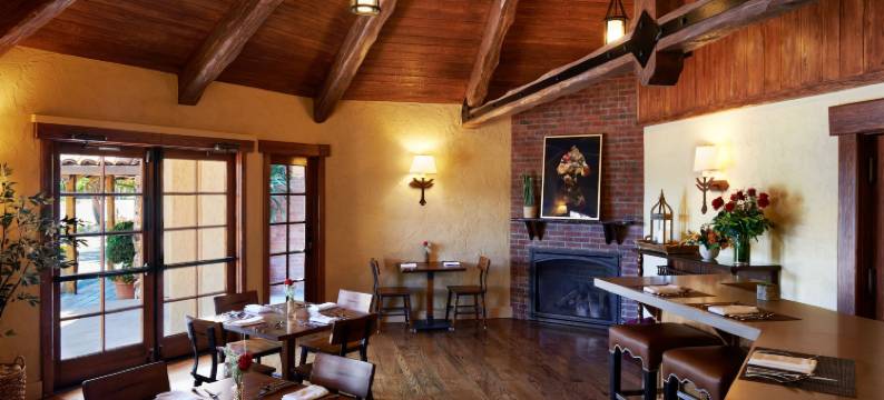 兰彻卡姆斯旅馆(Rancho Caymus Inn)图片