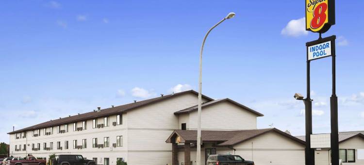 威利斯顿速8酒店(Super 8 by Wyndham Williston ND)图片