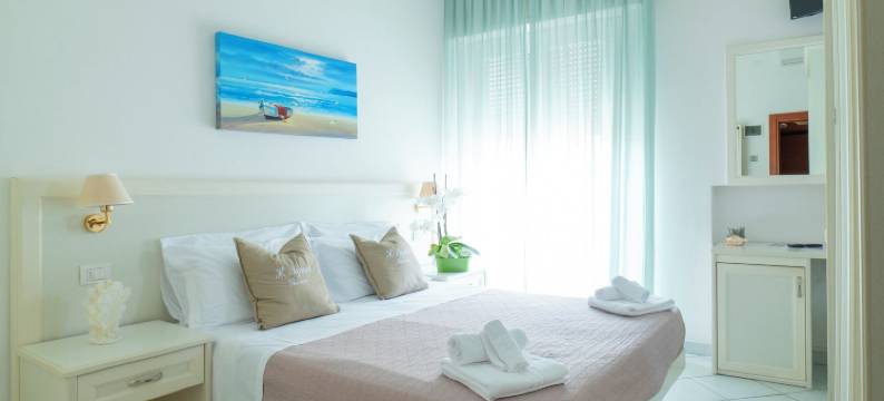 内格雷斯科酒店(Hotel Negresco)图片