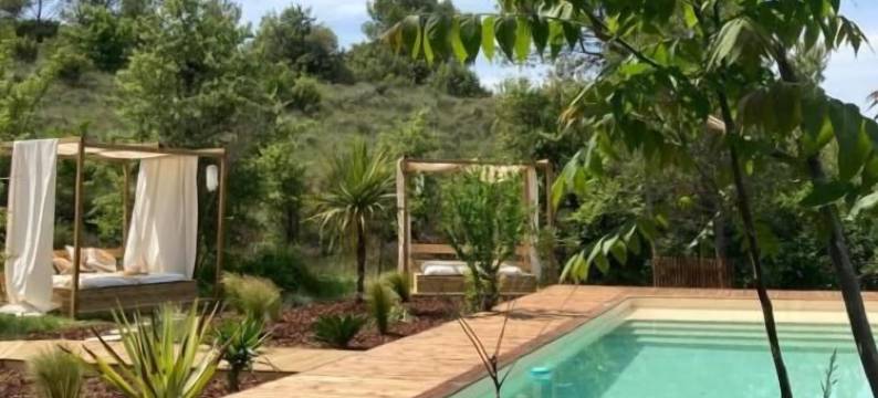 波希米亚之夜(Nuitées Bohèmes)图片