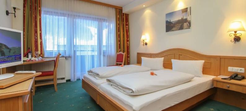 蒂罗尔阿德勒体验酒店(Hotel Tiroler Adler Bed & Breakfast)图片