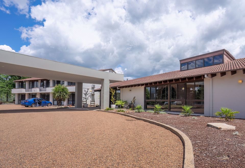 All Seasons Motel Armidale Hotel Overview