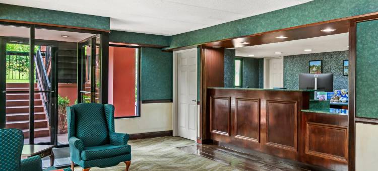 海伦伊克诺旅馆(Econo Lodge)图片