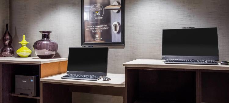 维吉尼亚海滩拉昆塔温德姆套房酒店(La Quinta Inn & Suites by Wyndham Virginia Beach)图片