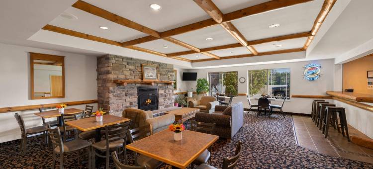 托马霍克罗德威酒店及套房(Rodeway Inn & Suites)图片