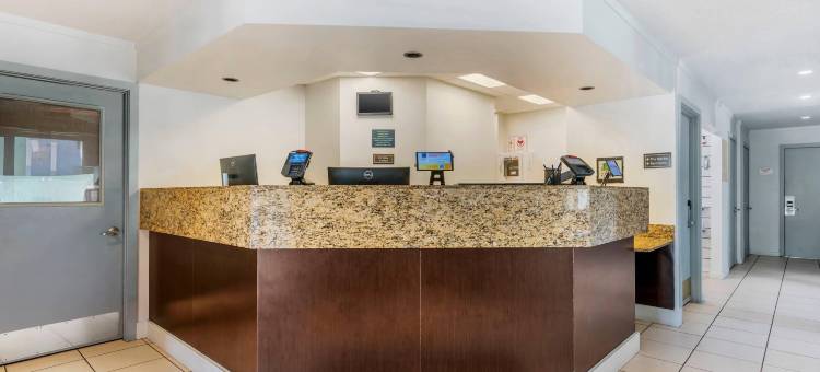 MainStay套房-圣路易斯-购物中心(MainStay Suites St. Louis - Galleria)图片