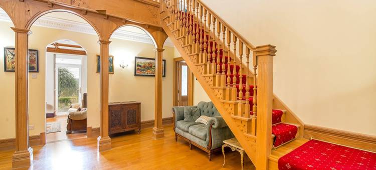 Mansion in Carmarthen with Pool & Valley Views图片