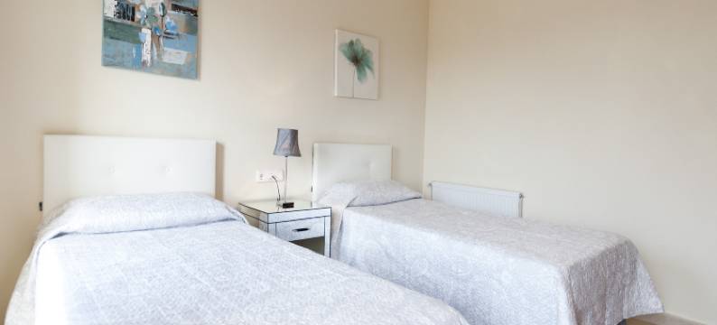 Holiday Home in Empuriabrava with Private Pool图片