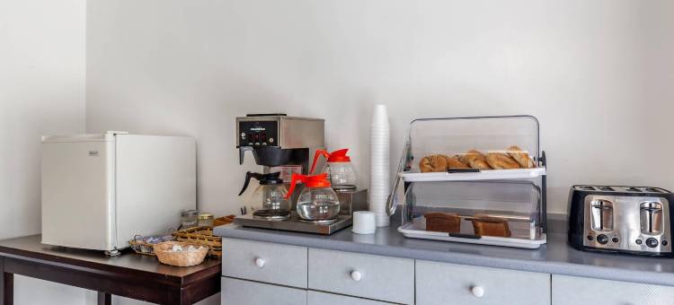 李尔-大巴灵顿伊克诺旅馆(Econo Lodge Lee - Great Barrington)图片