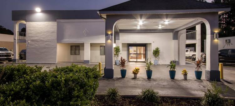 古斯克里克戴斯酒店(Days Inn by Wyndham Goose Creek)图片