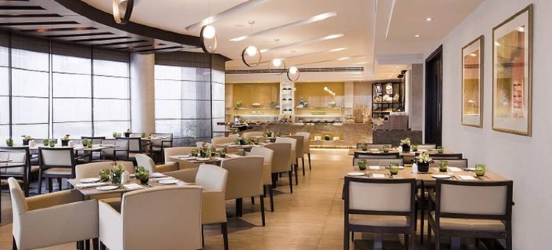 朱美拉罗塔纳酒店(Jumeira Rotana)图片