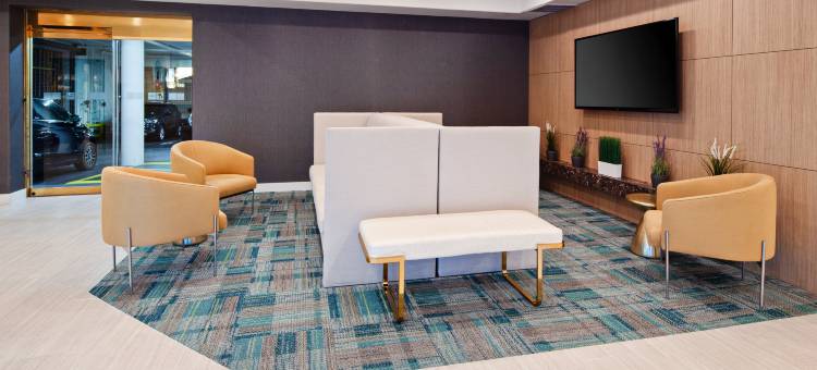 好莱坞星光大道智选假日酒店及套房(Holiday Inn Express & Suites Hollywood Walk of Fame)图片