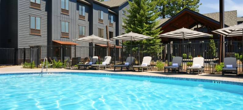 马尔蒂斯谷希尔顿启缤精选酒店(Martis Valley Lodge, Tapestry Collection by Hilton)图片