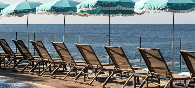 美丽华皇冠海滩度假酒店(Tiara Miramar Beach Resort)图片