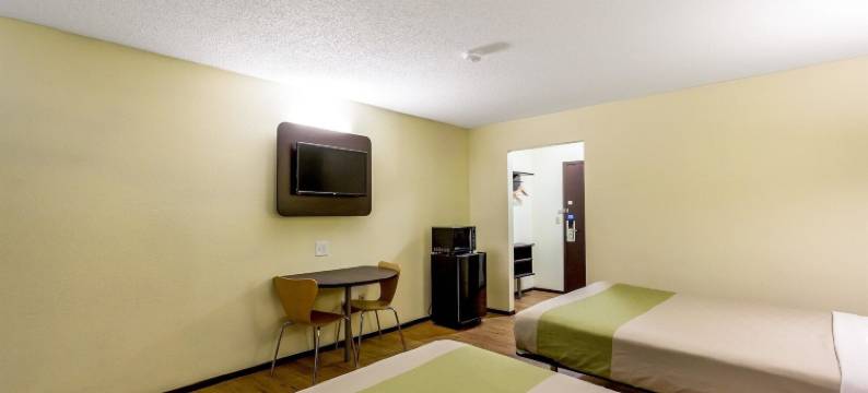 特洛伊6号汽车旅馆(Motel 6 Troy, IL)图片