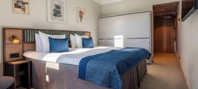 品质酒店 The Book(Quality Hotel The Book)图片