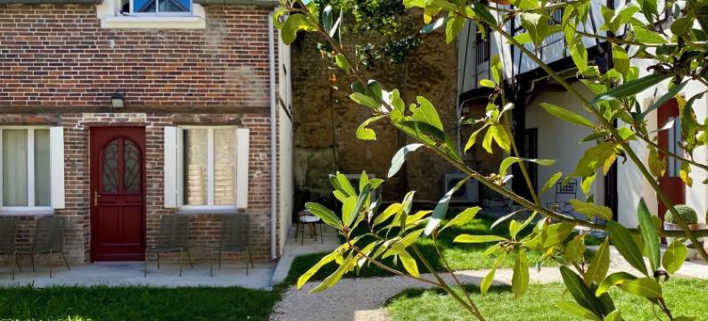 谷仓粮仓(La Grange à Grains - Château-Renard)图片