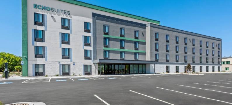 回声套房延长住宿里诺(Echo Suites Extended Stay by Wyndham Reno)图片