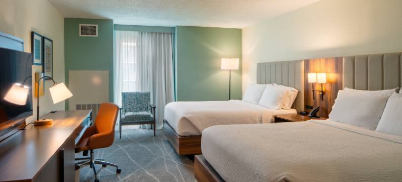 洲际酒店集团旗下查尔斯顿市中心西缘智选假日酒店及套房(Holiday Inn Express & Suites CHARLESTON DWTN - WESTEDGE by IHG)图片