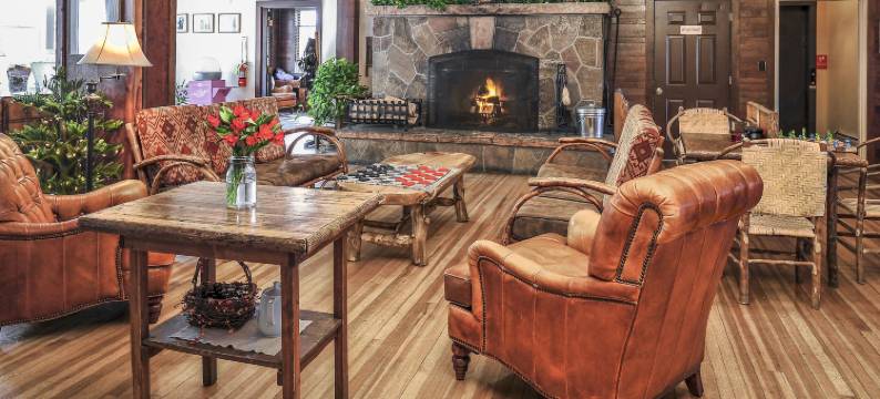 历史悠久的克拉格旅馆(The Historic Crags Lodge)图片