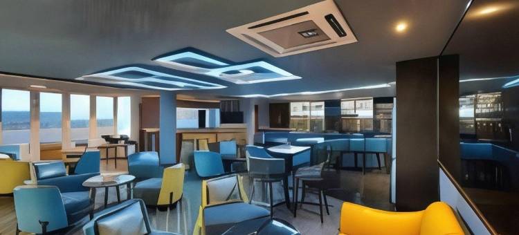 克里斯蒂套房酒店(Christee Suites Hotel)图片