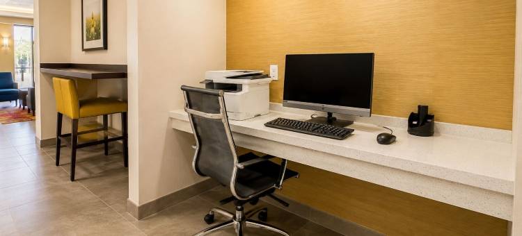 波莫纳展览中心舒适酒店(Comfort Inn Pomona Near Fairplex)图片