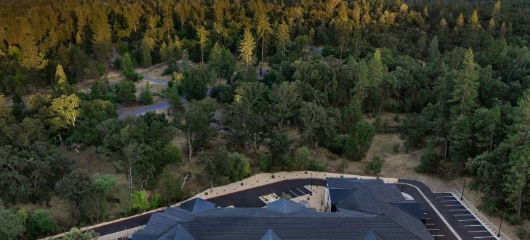 伊内尔，奥克赫斯特优胜美地酒店，臻品之选(The Inelle, Oakhurst Yosemite, a Tribute Portfolio Hotel)图片