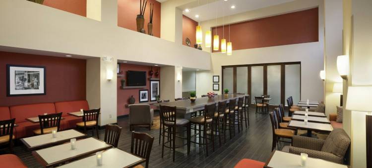 康罗I-45号北欢朋套房酒店(Hampton Inn & Suites Conroe I-45 North)图片