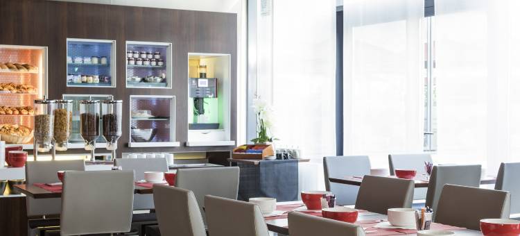 尼斯蔚蓝海岸机场诺富特套房酒店(Novotel Suites Nice Airport)图片