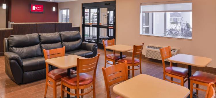 丹维尔红顶套房酒店(Red Roof Inn & Suites Danville, IL)图片