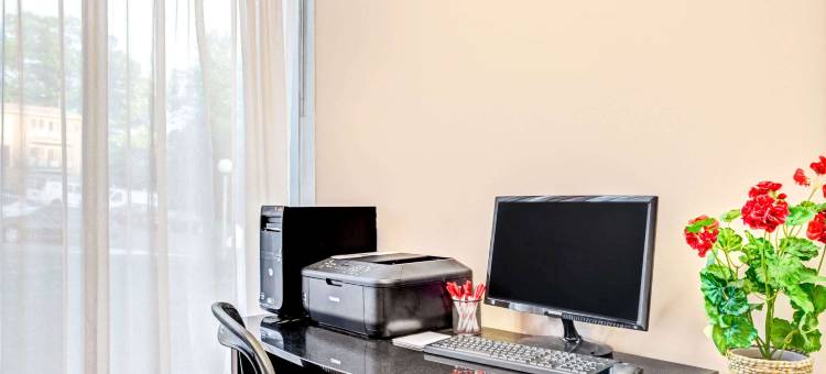 洛克威华美达酒店(Ramada by Wyndham Rockaway)图片