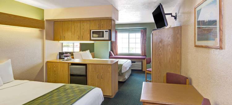 阿尔伯克尔基西温德姆麦客达套房酒店(Microtel Inn & Suites by Wyndham Albuquerque West)图片