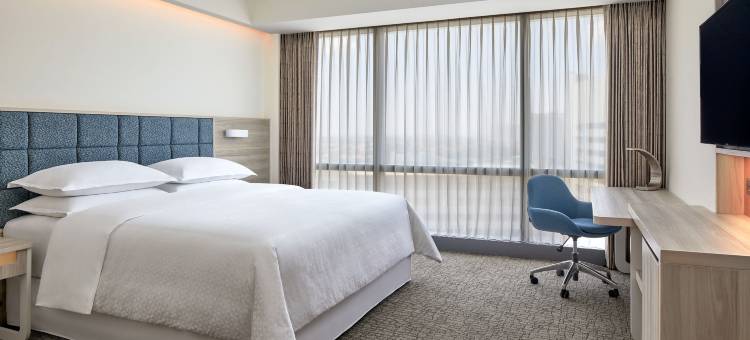 泗水帕库万英达福朋喜来登酒店(Four Points by Sheraton Surabaya, Pakuwon Indah)图片