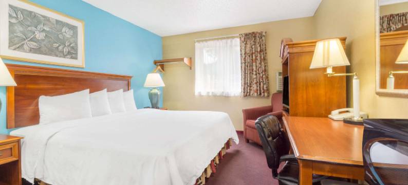 胡伯高地呗盟套房酒店(Baymont by Wyndham Huber Heights Dayton)图片