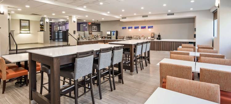 贝斯特韦斯特帕拉默斯酒店及套房(Best Western Paramus Hotel  Suites)图片