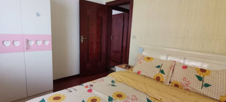 平湖山水公寓(静园路2号分店)图片