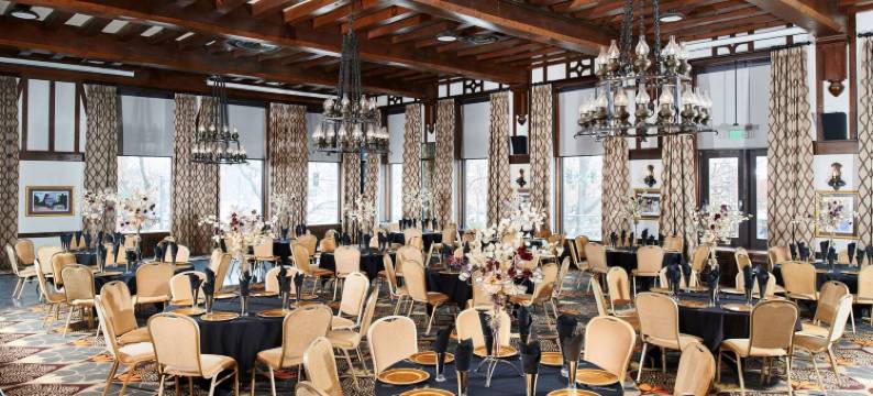 拉皮德城亚历克斯约翰逊希尔顿格芮精选酒店(Hotel Alex Johnson Rapid City, Curio Collection by Hilton)图片