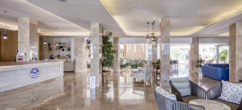 波多阿祖尔套房酒店(Puerto Azul Suite Hotel)图片