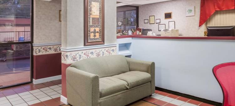 Travelodge by Wyndham Clarksville图片