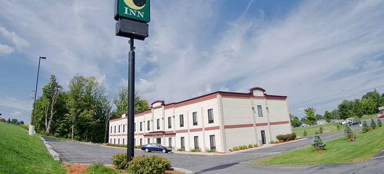 卡特吉愉夜酒店，靠近德拉姆堡(Pleasant Night Inn Carthage Near Fort Drum)图片