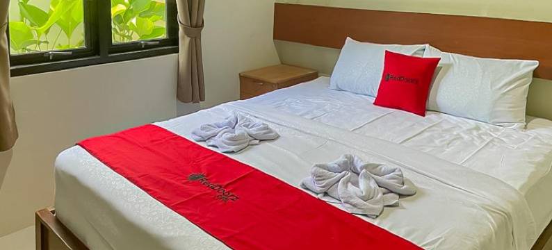 红门伊斯兰酒店靠近马迪温火车站2号(RedDoorz Syariah Near Stasiun Madiun 2)图片