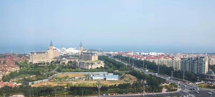 金沙滩啤酒城高层海景五居民宿(珠江路分店)图片