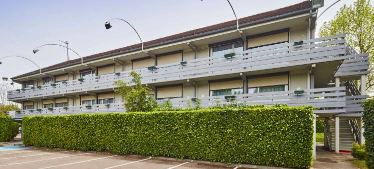 韦尔圣但尼默伦瑟纳尔康铂酒店(Campanile Melun SÉNART - Vert Saint Denis)图片